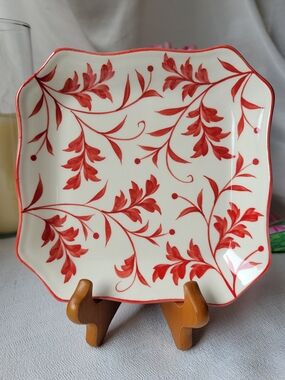 Andrea By Sadek White Ceramic Plate with Red Floral Designs